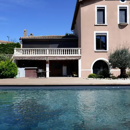 Le Clos Saint Jean, Piscine, Vue Cite Carcassonne